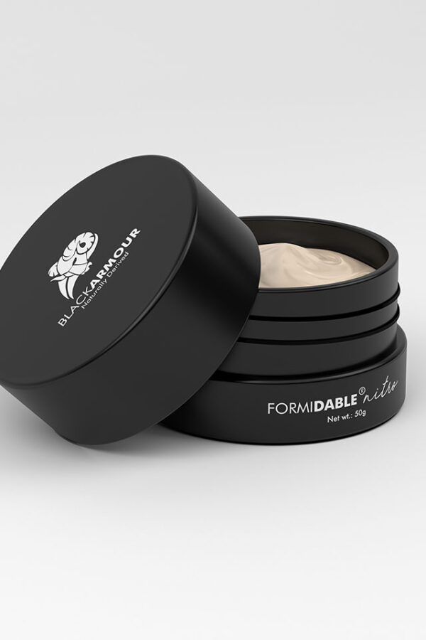 Formidable Nitro hairstyling clay. Strong Hold and extra matte finsih. Naturally derived.